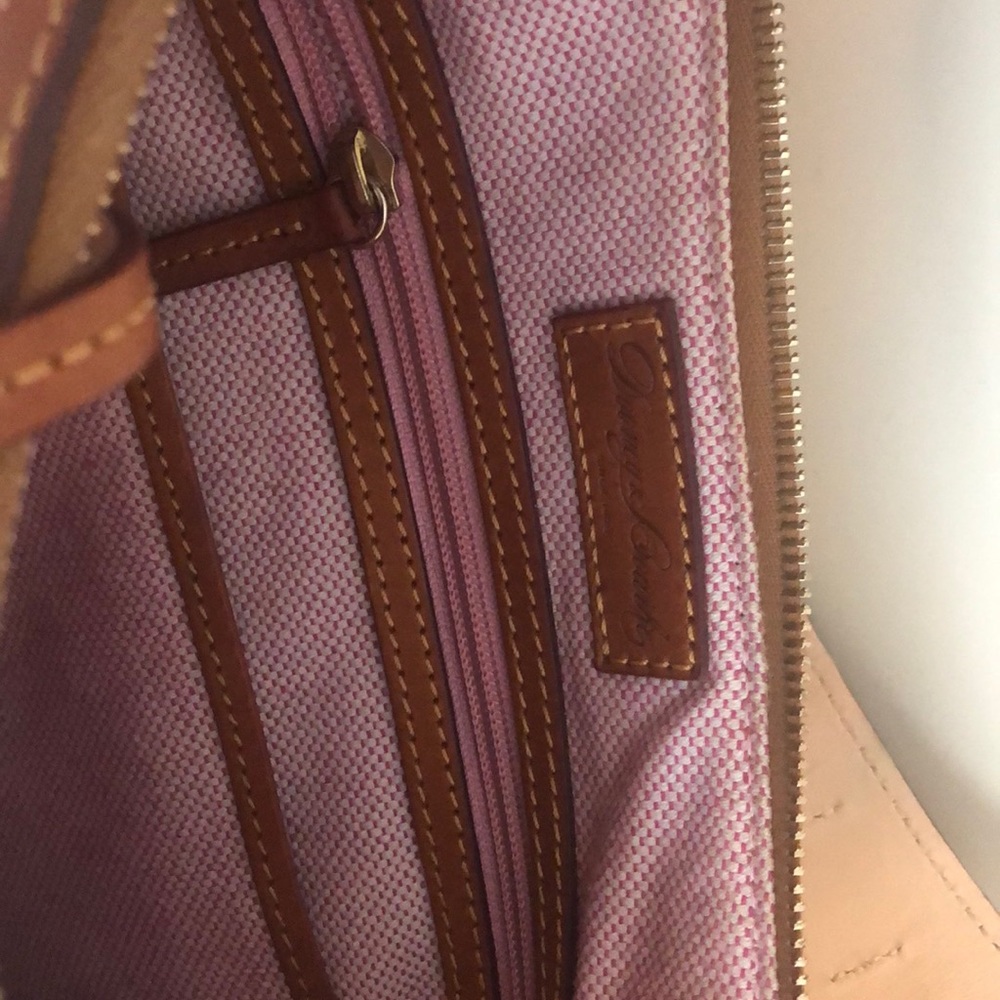 Dooney &Bourke - Picture 3 of 3